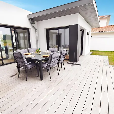 Moderne Avec Piscine